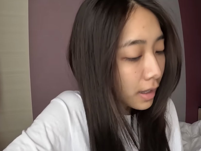 𝝑𝝔 tweet media