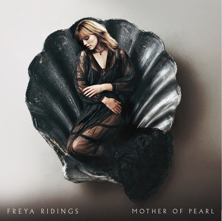 BackseatMafia's tweet image. @FreyaRidings shares new track and announces UK and EU tour
#freyaridings #musicnews
backseatmafia.com/track-freya-ri…