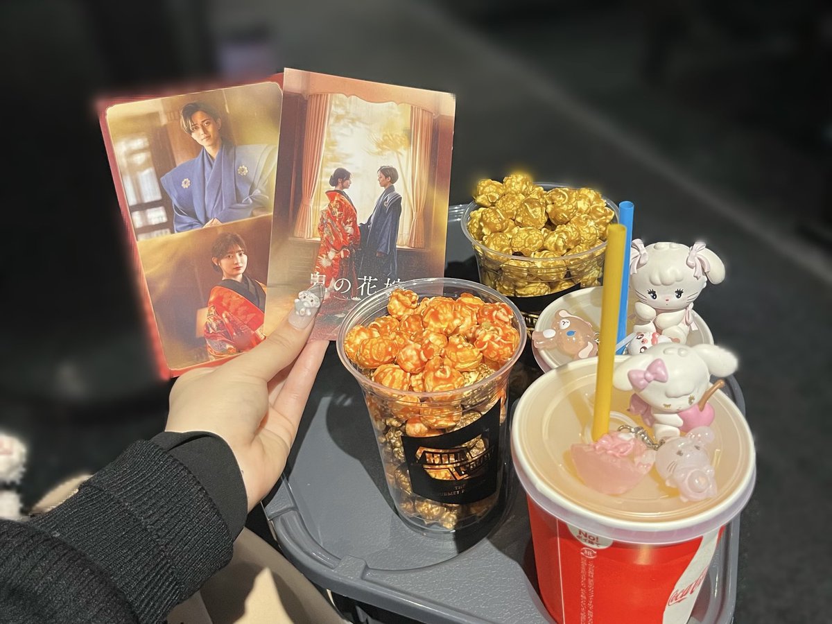 superidol__rrrn's tweet photo. 鬼の花嫁 鬼ヒット御礼舞台挨拶💐 https://t.co/OHja94JkQf