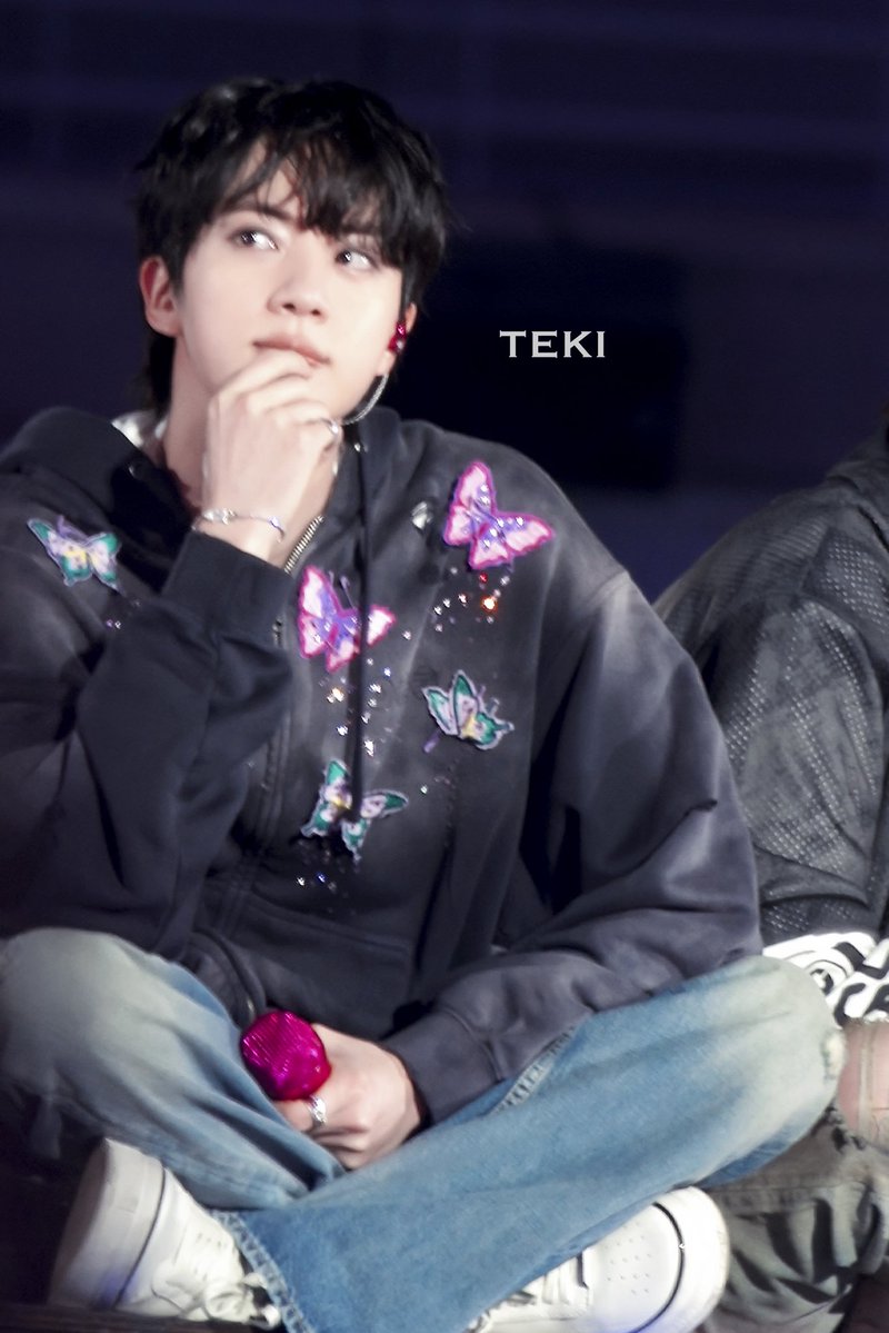 teki_1204's tweet image. 260412

#방탄소년단진 #김석진 #석진 #진 #BTSJIN #JIN 
#BTS_ARIRANG #BTS_WORLDTOUR_ARIRANG