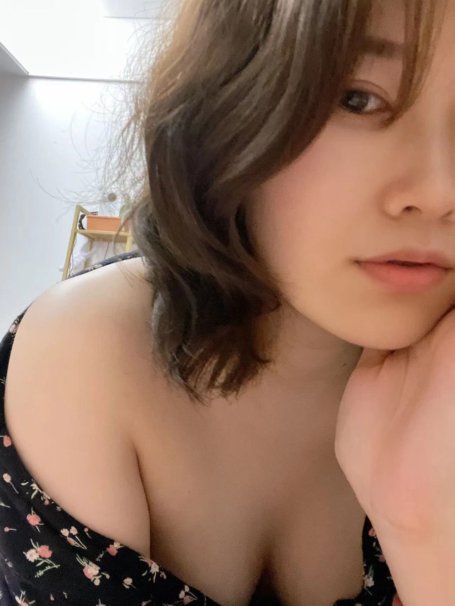 Checkcheckz6su's tweet photo. GF sharing

#cumtribute #cuckold #cocktribute #gf #nsfw #nsfwtwtًً  #cumshot https://t.co/MRWUupx1kD