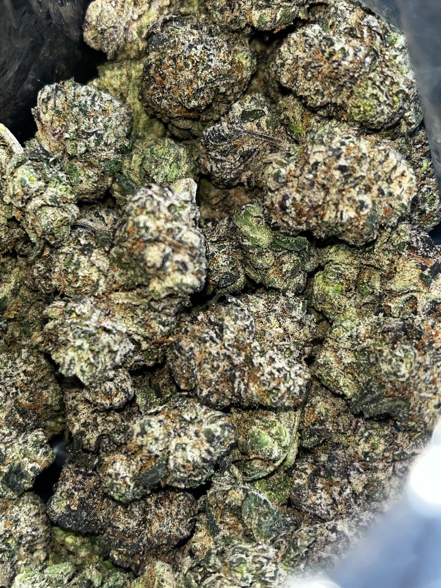 karlamarkay's tweet image. 4/20 deals! $125 zips, $20 3.5 $40 7
Terp packs $40 get next to me deals all day 🍃🍃 #Atl #Atlza #Atlweed