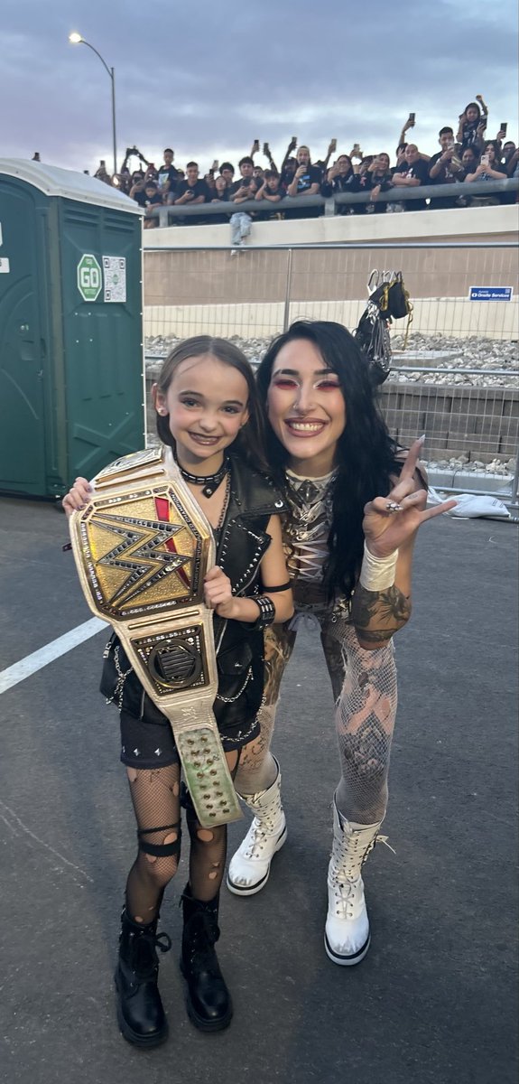 Cassie Lequire Windle tweet media