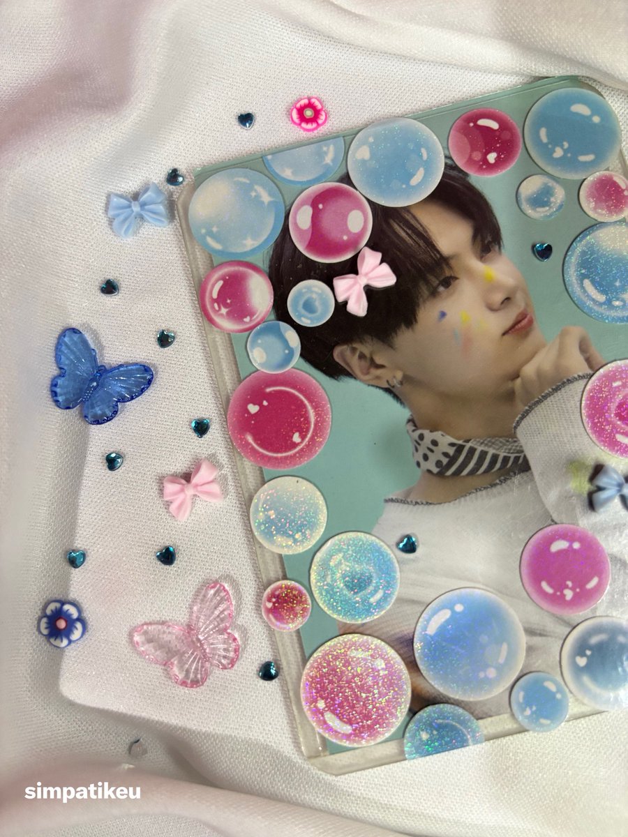 𝒩𝑜𝓉𝒽𝒾𝓃𝑔 𝒾𝓃 𝓉𝒽𝑒 𝓌𝑜𝓇𝓁𝒹 𝒷𝑒𝓁𝑜𝓃𝑔𝓈 𝓉𝑜 𝓂𝑒 𝒷𝓊𝓉 𝓂𝓎 𝓁𝑜𝓋𝑒 𝒾𝓈 𝓂𝒾𝓃𝑒 𝒶𝓁𝓁 𝓂𝒾𝓃𝑒 🎀🫧🦋