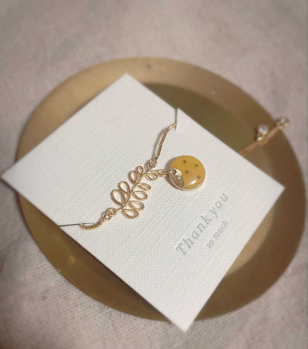 minne.com/items/18790143

在庫をちょっとだけ復活しました〜