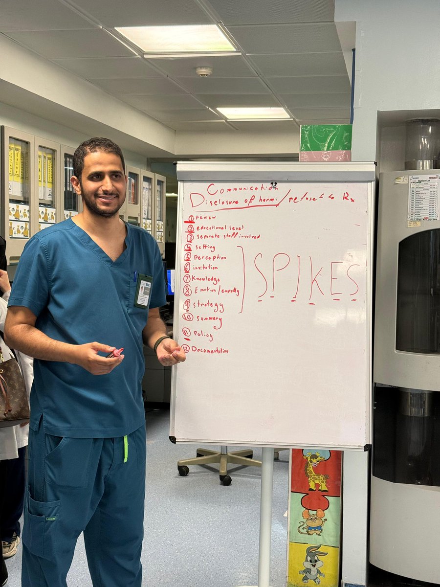 PEMC2F's tweet photo. One of our great fellows Dr. Ibrahim is delivering a quick teaching session at KKUH on dealing with difficult patients and breaking bad news 👏🏻👏🏻

Essential skills, real impact in everyday practice.

#PediEM #EmergencyMedicine #MedEd #CommunicationSkills https://t.co/ufObWugE0V