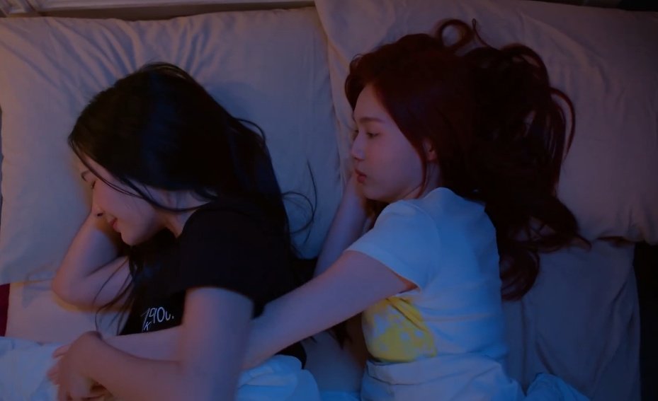 ประหยัดแบต | ชาช่าเป็นคนดีส์🫦❤️‍🔥 tweet media