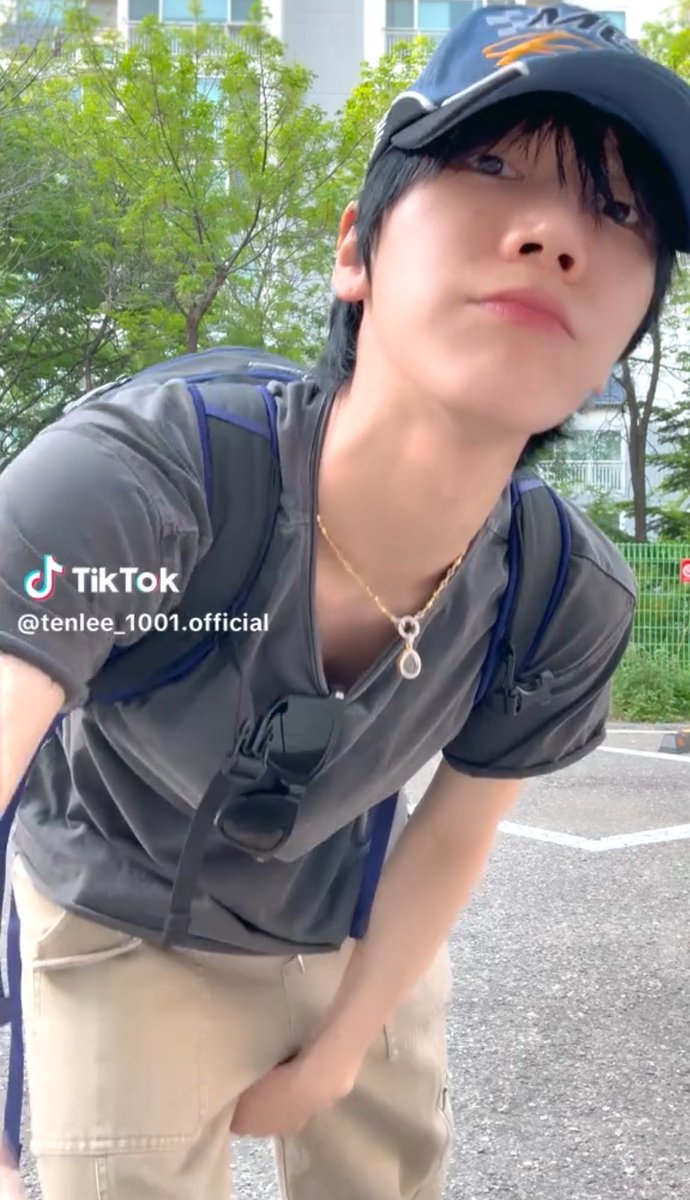 TENzenter tweet media