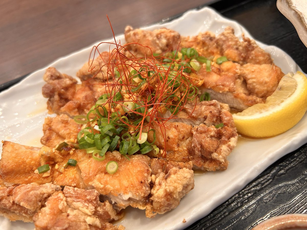 遅めのお昼

In おのだサンパーク

山賊焼きととろろが美味でした😋

結構食べれてるけど、ちゃんと元気💪