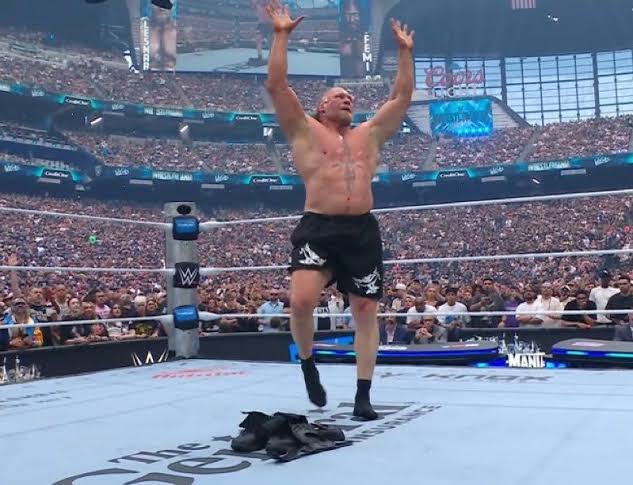 SaktiswarupN's tweet image. No more rides to #suplexcity, no more #f5 counts. Happy Retirement #BrockLesnar . Thank You for making us fall in love with #WWE 🙌🏻. Will miss you #BeastInCarnate .

#WWEWrestemania #HappyRetirementBrockLesnar
