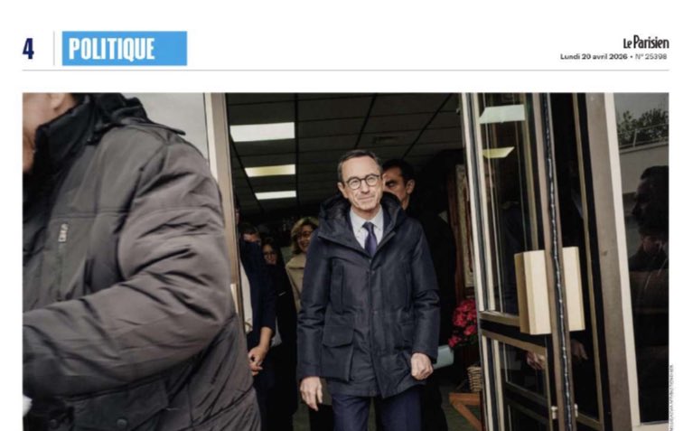 🕶️🇫🇷MacronardsFM 🕶️#TiensBonMacron tweet media