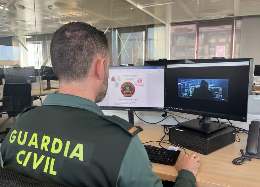 Guardia Civil JAES *Armas,Explosivos y Seguridad tweet media