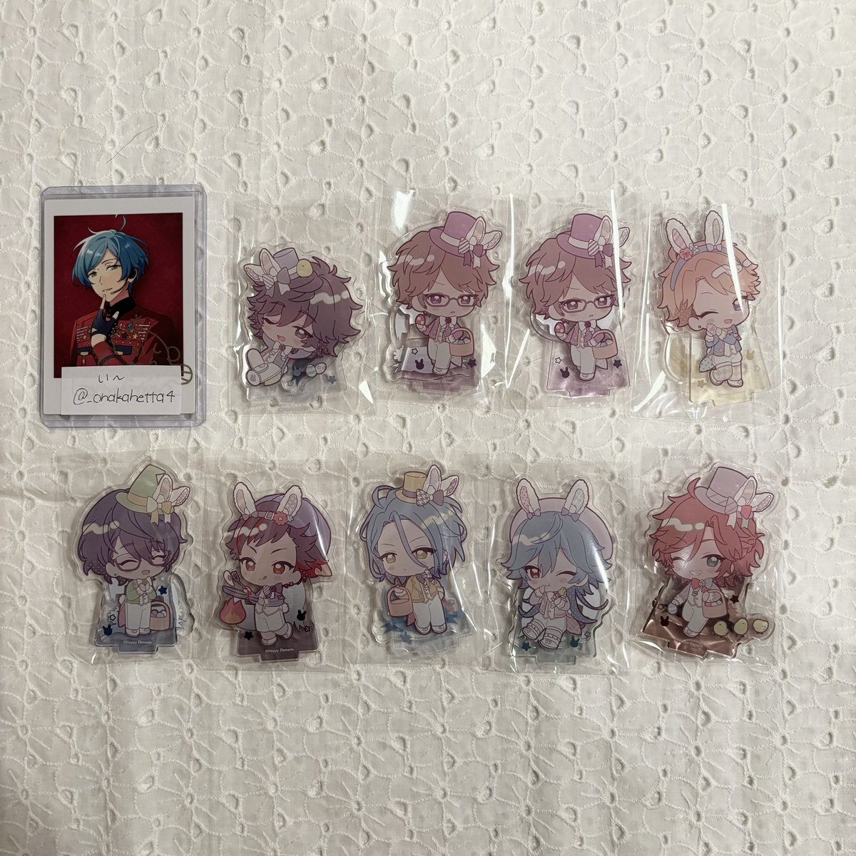 _onakahetta4's tweet photo. 【交換/譲渡】あんスタ　アニカフェ　アクスタ　ステッカー

譲:陣.章臣.嵐.ライカ.つむぎ.鉄虎.斑.HiMERU

求:奏汰.夏目 or 定価
（夏目は友人分です）

郵送も可能ですが、横浜/スタライ大阪24.25日お手渡し優先。
お気軽にお声掛けください。 https://t.co/0p3NIm8pDP
