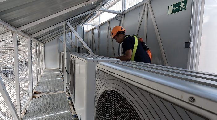 ZetaComunidades's tweet image. ¿Renovar la caldera o pasarse a aerotermia? 

@cafmadrid #af #ccpp #caldera #sostenibilidad #eficiencia

ciudadycomunidad.cafmadrid.es/renovar-la-cal…