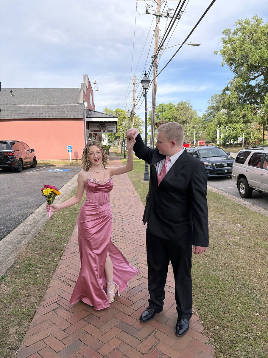 cking420's tweet photo. Baby Girls Senior Prom last night. Danielle had the idea to have a tie made from the hem cut off of her dress. So cute.  #classof2026 https://t.co/We4F5b4s5i