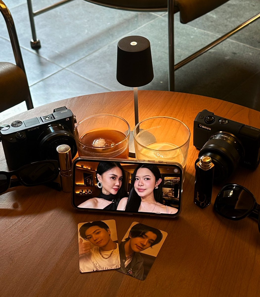 chuujaeyunie's tweet photo. Jayke’s girls day out ✨ https://t.co/j8Xb0UQwg1