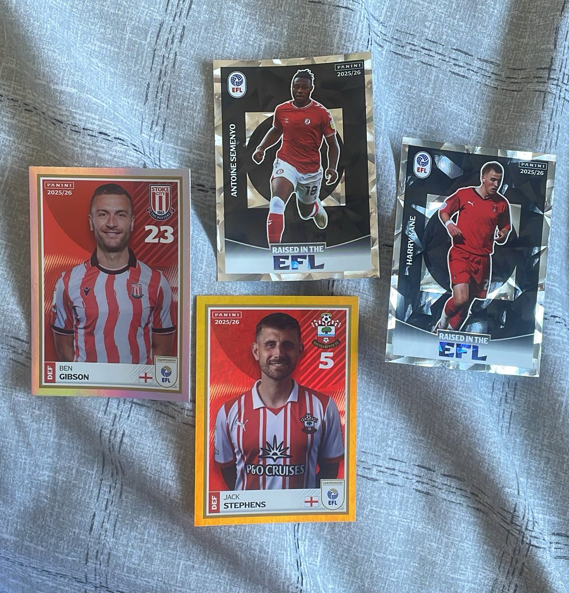 swfc_98's tweet image. Went 4 months without finding packs in shops to getting these 4 today, shame seasons basically over 😭😭
#panini #efl
