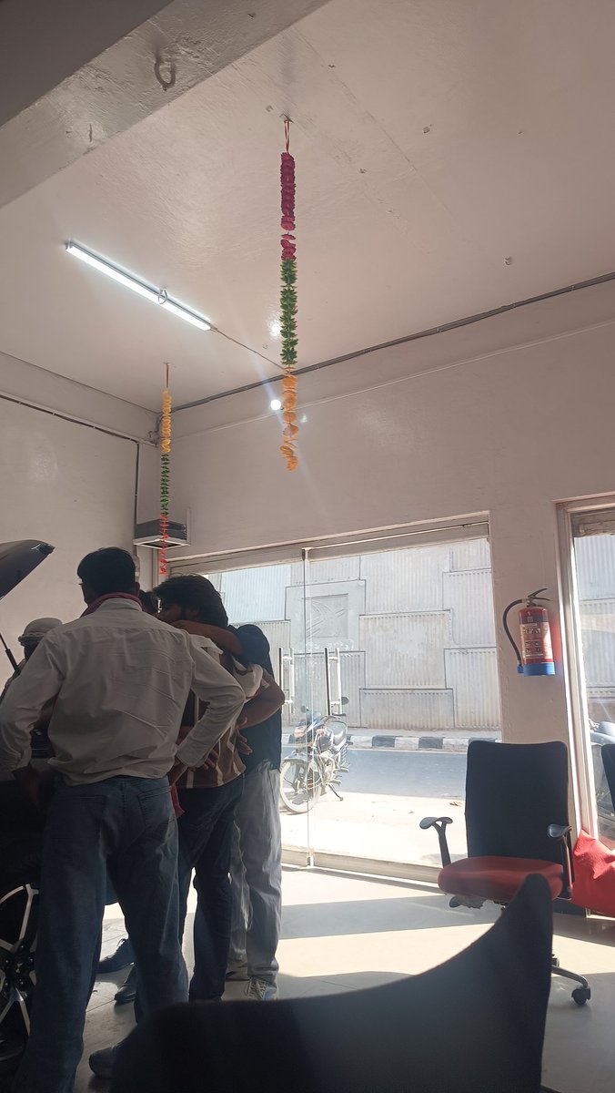Deepak द्विवेदी tweet media