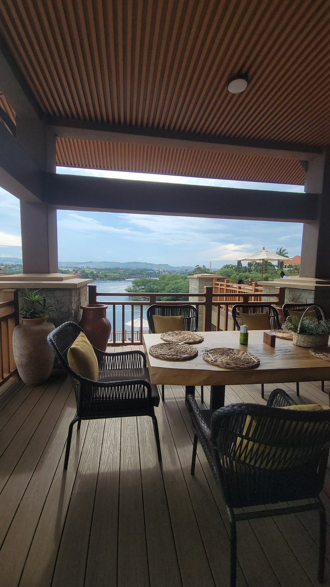 Santavivaltd's tweet image. Behind the scenes of how we refine every stay.

Our latest site visit at @snhjinja in Jinja is part of our commitment to comfort, quality, and seamless experiences—so every moment feels just right. Great scenic views of the Nile River 

#QualityAssurance #ExploreUganda