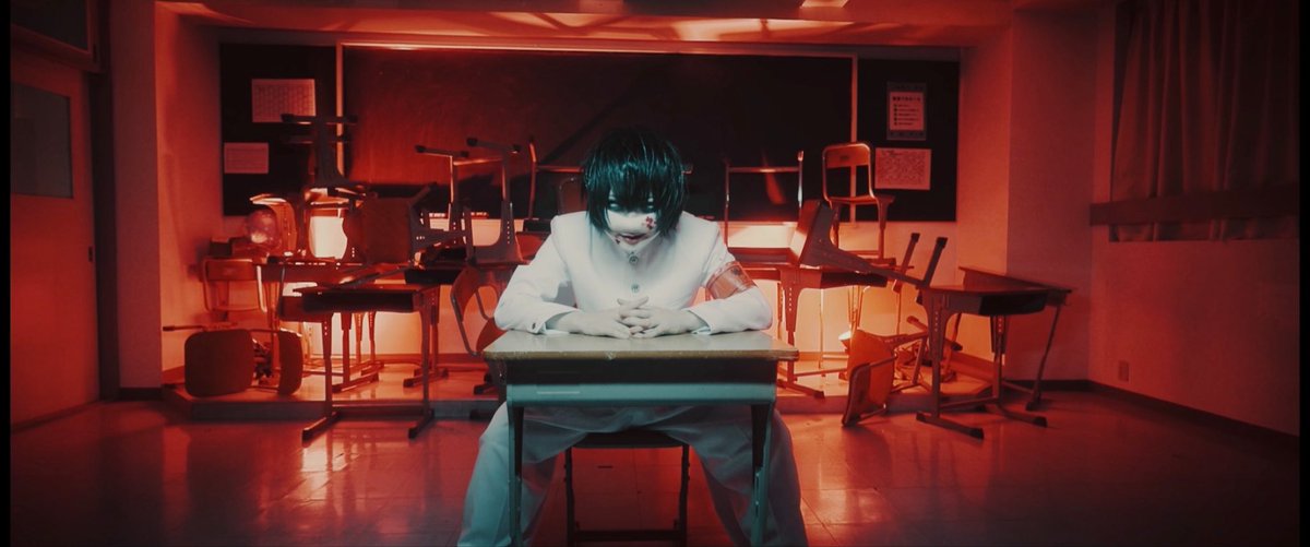 torikabuto0419's tweet photo. .
　　　咲いて 引き裂いて さあ心中

　　　　 『春心中 / トリカブト』

　　　　　    MV Full 公開

https://t.co/tQScZwsZNm https://t.co/EgppJpUBWD