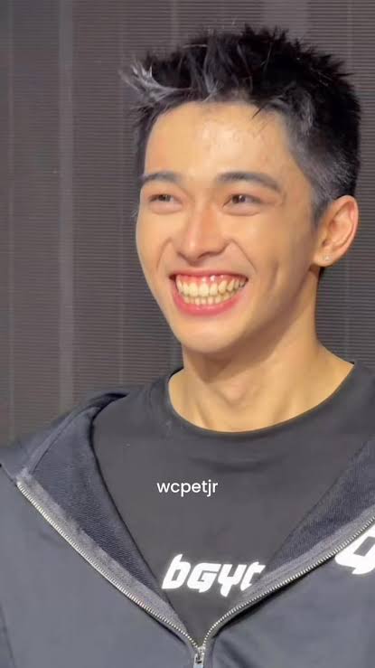 imjoyfelizardo's tweet image. Happy Birthday #BGYO Kuya Gelo ♠️🎂🎁🎉

Be Fresh Celebrate Leader Idol Pogi ♠️🌱✔️🎉

God Bless You #ACES ♠️🙏

@bgyo_ph
@BGYO_Gelo 
#BGYO_Fresh ♠️🌱💙🎶