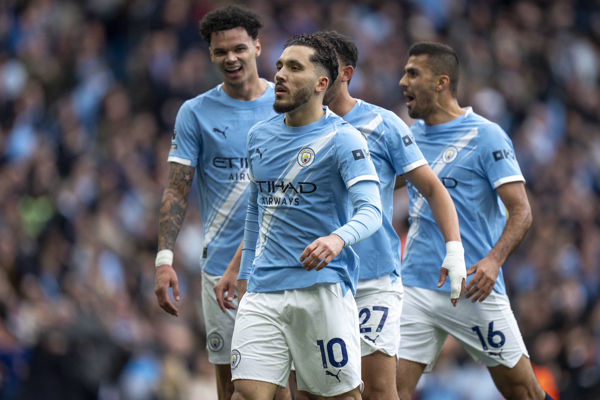 Rayan Cherki tweet media