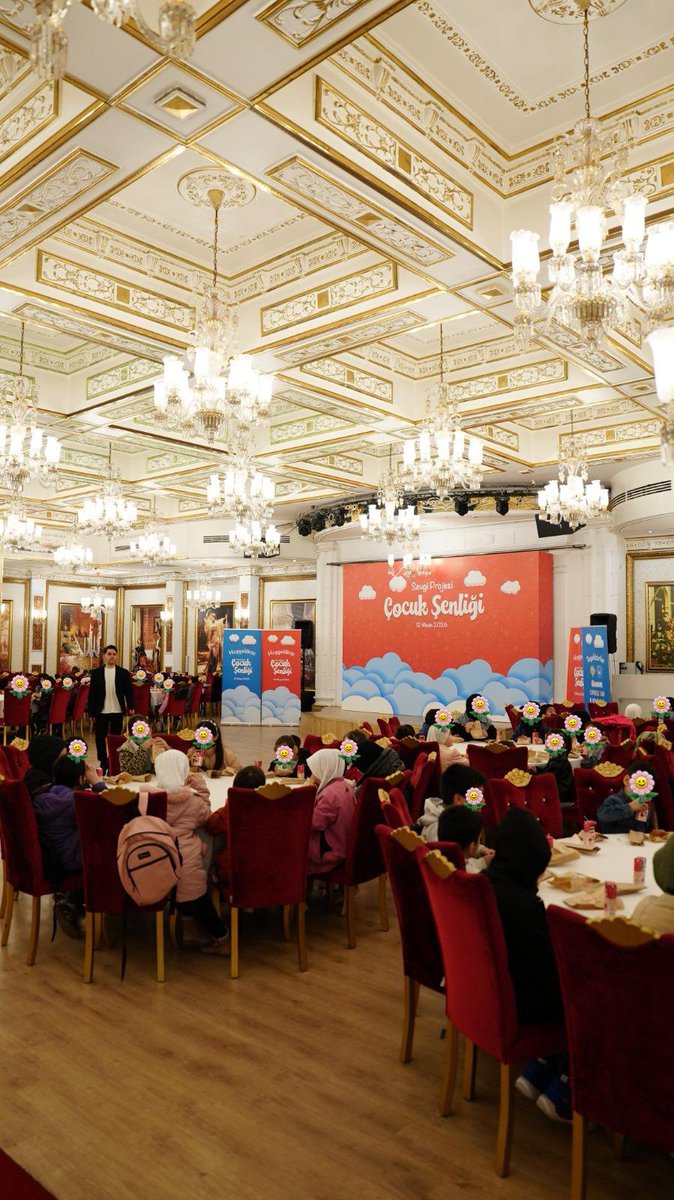 kvorgtr's tweet photo. Doğu Türkistanlı 130 Uygur Türkü çocuğumuz, Sevgi Projesi – Çocuk Şenliği kapsamında vakfımızda ağırlanmıştır. Gerçekleştirilen bu anlamlı etkinlikte, çocuklarımızın sosyal ve kültürel gelişimlerine katkı sağlanması hedeflenmiş; dayanışma ve paylaşma duyguları pekiştirilmiştir. https://t.co/w0i5WU7bAB