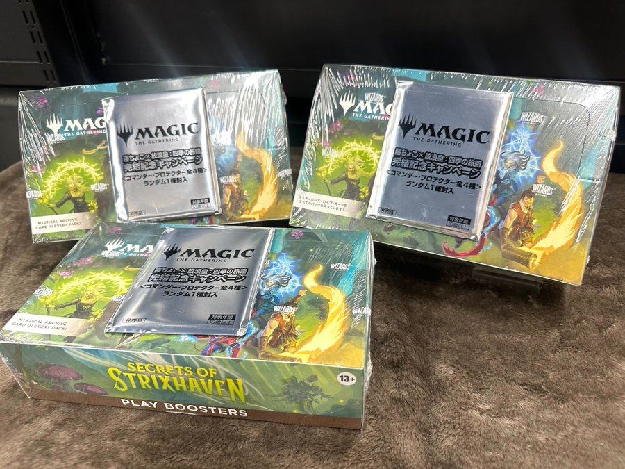 MtgClove's tweet image. ✨MTG商品情報✨

英語版のみとなりますが
「ストリクスヘイブン：魔法学院の秘密」
プレイブースターBOX販売中‼️

💰¥22,500-

さらに‼️
BOX購入特典プロモも付いてきます🔥

開封もコレクションもアツい内容となっておりますので
お求めはお早めにどうぞ💨
#mtgjp #MTG #SOS