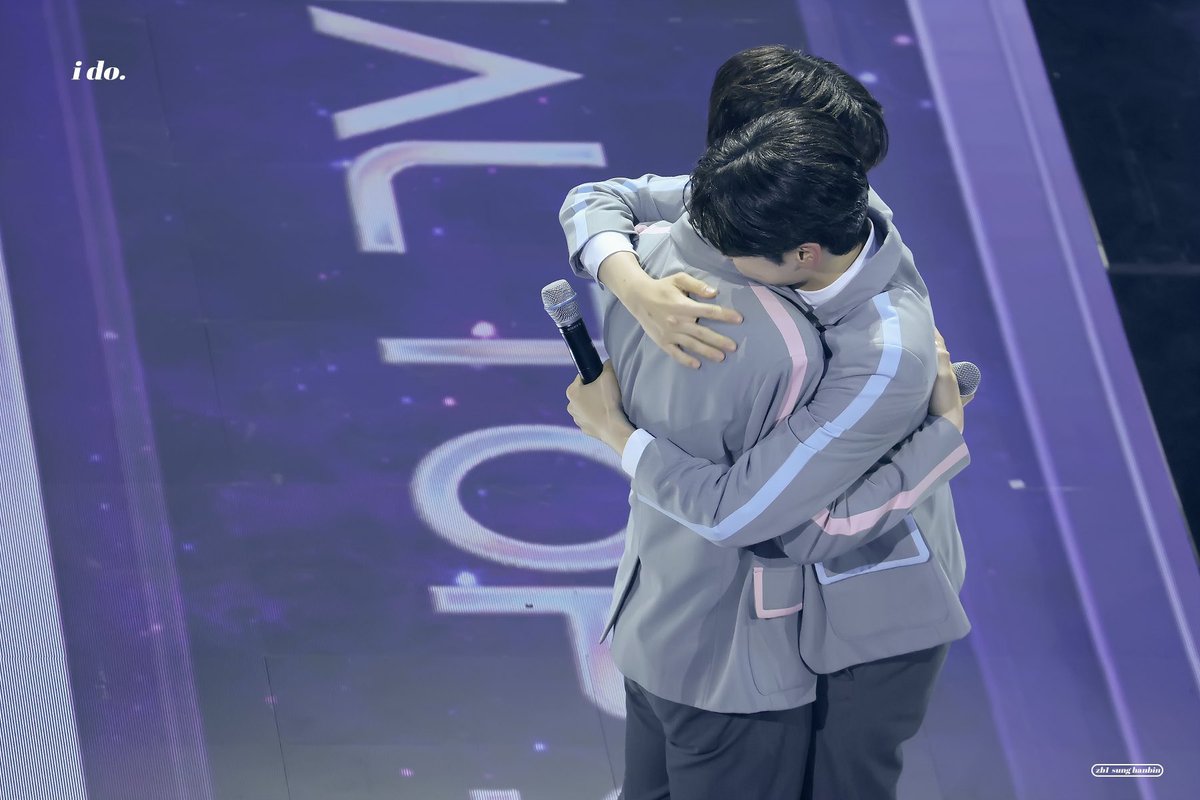 🎧ྀིྀིྀིྀིྀི tweet media