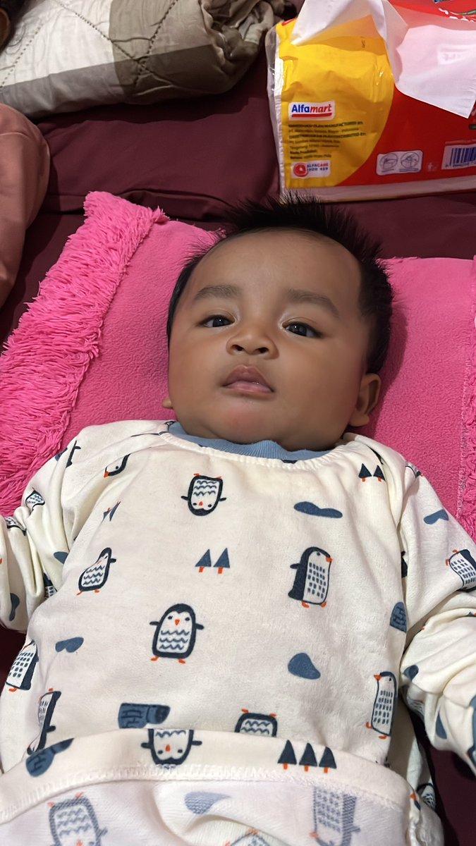 yahsantii's tweet photo. ini juga baju tidur gak kalah adem gess

https://t.co/aOprgp1VwM https://t.co/8oal6yVja8