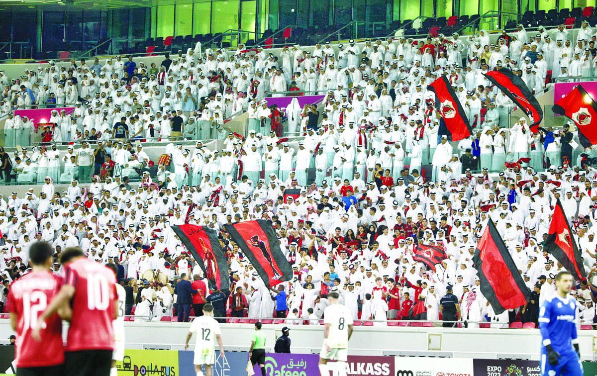 هل مره ماكو اي عذر من جماهير الامه نهائي وبملعبنا الفريق تغير مع المدرب الجديد وامه الريان لا تحتاج دعوه دائما حاضره مع الفريق 🖤 ♥️ 

#ريان_الوطن_يناديكم