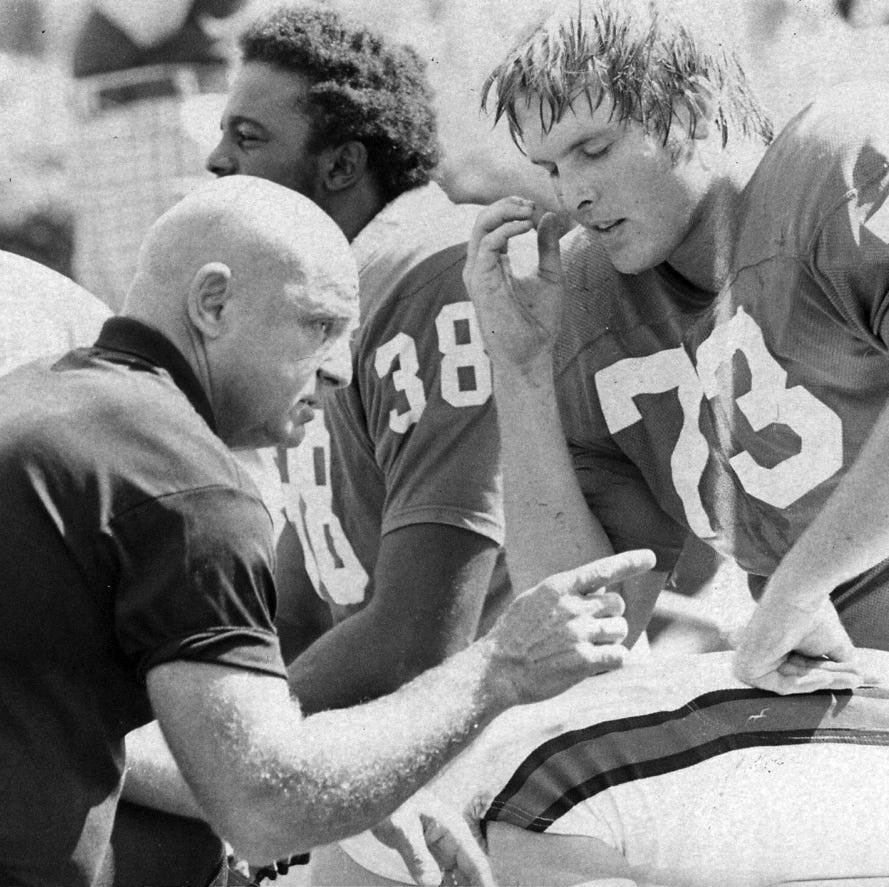 Day 357 of tweeting <a href="/NFFNetwork/">National Football Foundation</a> everyday until they DO RIGHT and put Erk Russell in the CFB HOF🦅