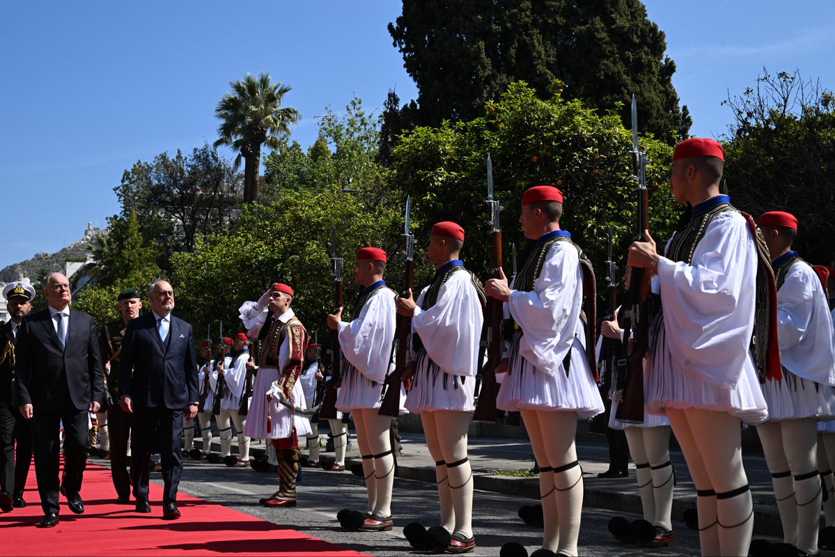 AlarKaris's tweet image. A  very good meeting with Greek President Tassoulas. #Estonia &amp;amp; #Greece share strong, long-standing ties grounded in democratic values &amp;amp; respect for international law. In today’s security environment, our cooperation as #EU partners &amp;amp; #NATO allies matters more than ever.
