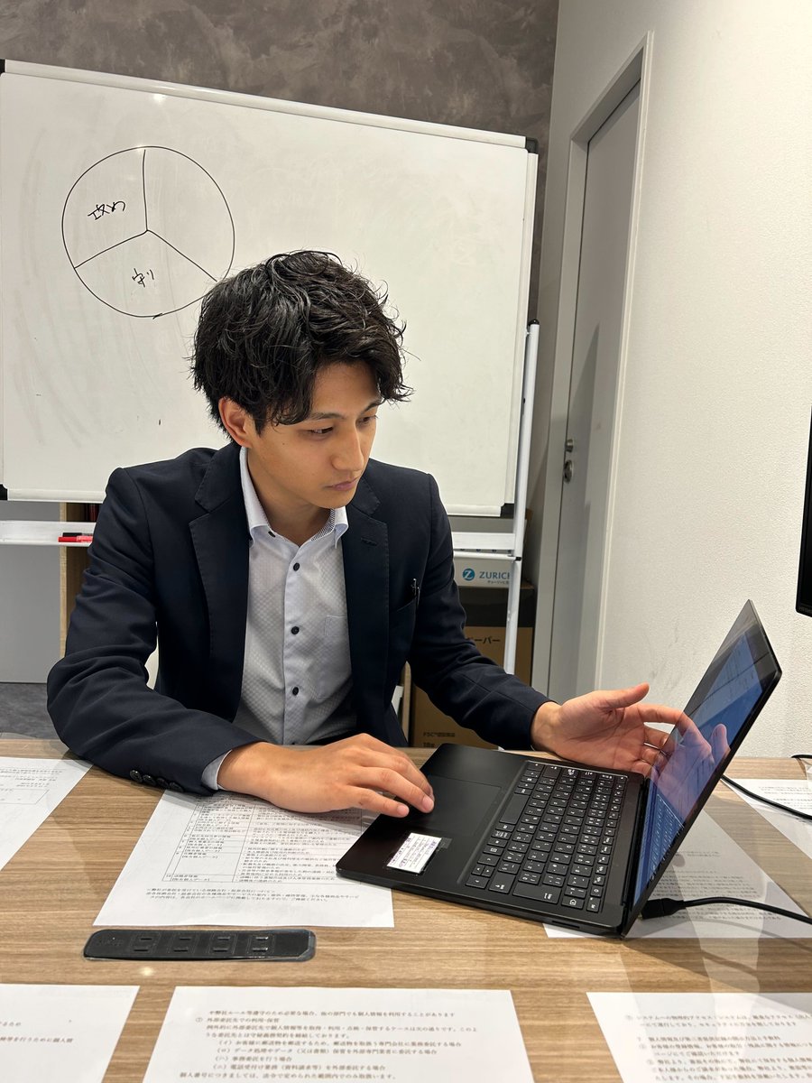 WELL COACH受付 tweet media