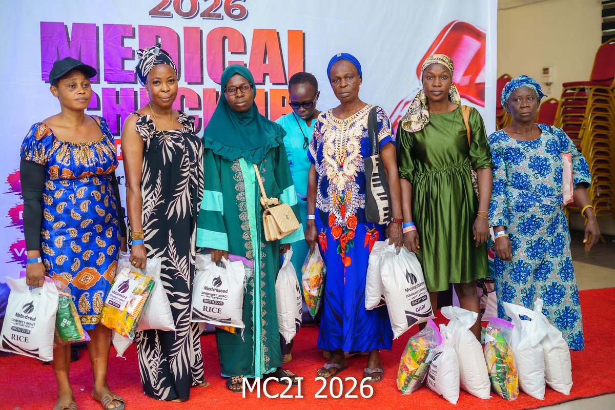 MustardseedEne's tweet photo. From the smiles we shared to the lives we were able to reach, this outreach reminded us that small acts of kindness can make a big difference. 
Here is a glimpse of what happened a week ago. Do have a blessed week ahead
#MC2I
#CommunityImpact 
#givingback
#mustardseedenergy https://t.co/u2H1mfJJpy
