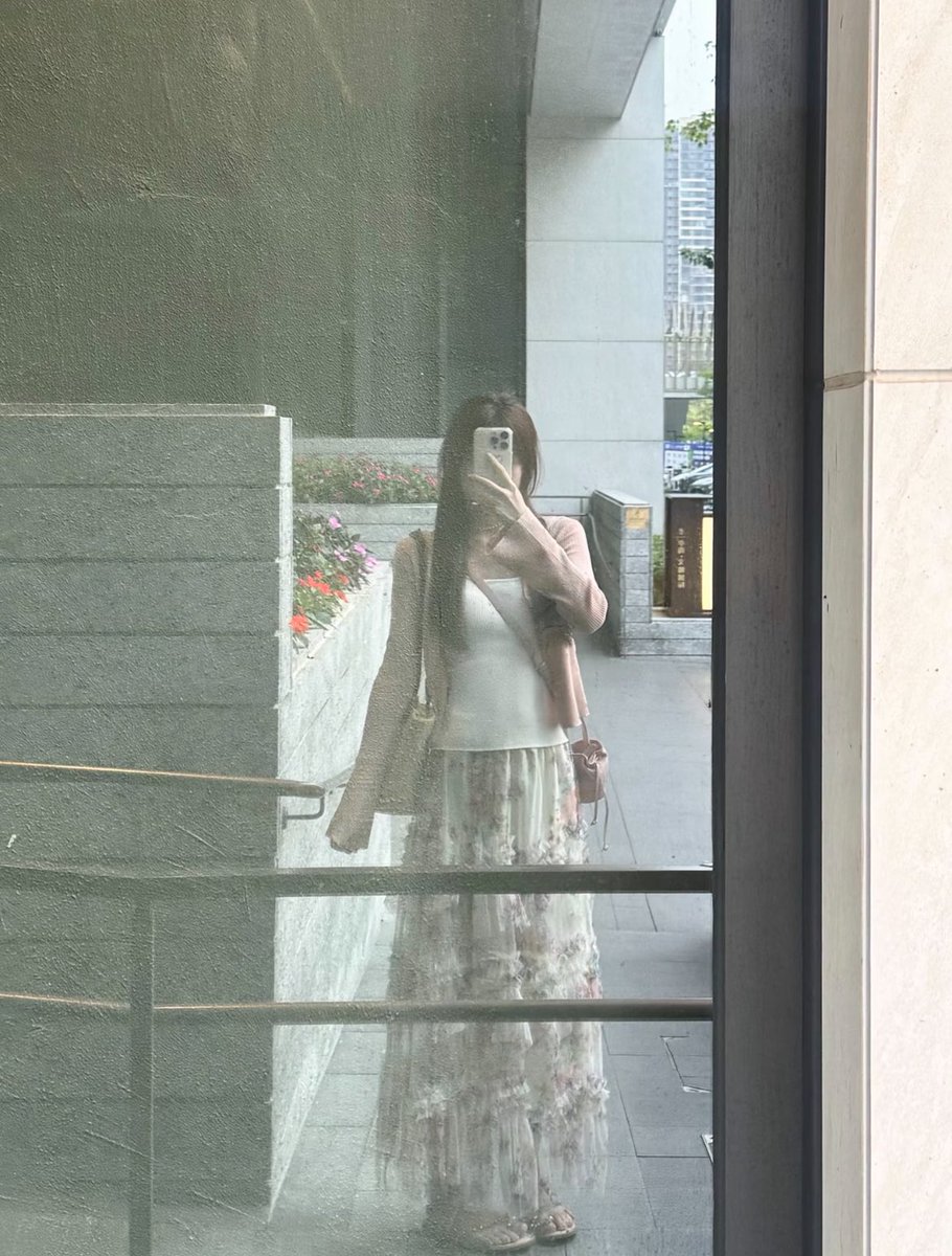 成都香奈儿 tweet media