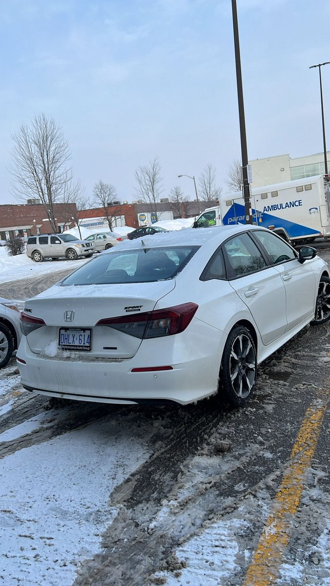 CFCKay8's tweet photo. 2026 HONDA CIVIC SPORTS TOURING HYBRID 
4006 KM
SUNROOF
WIRELESS CHARGING
270k cedis including shipping https://t.co/r84rIAeWgq