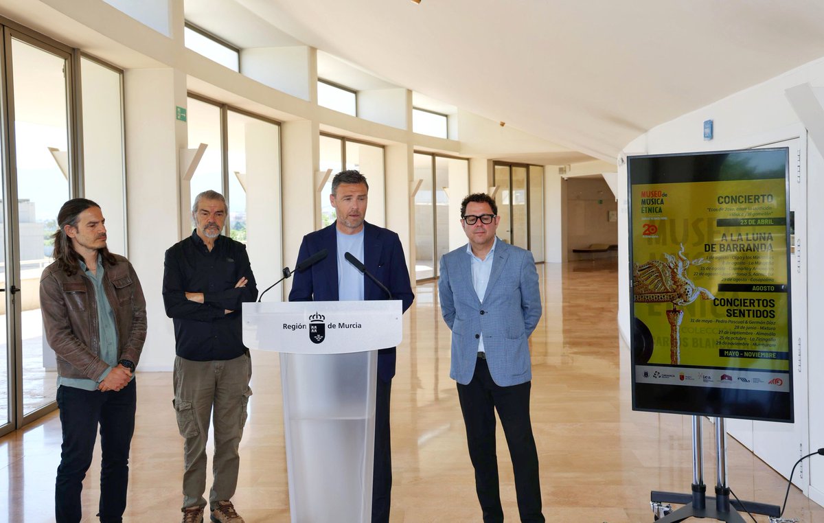 AytodeCaravaca's tweet photo. 🪕El Museo de la Música de #Barranda conmemora su 20 aniversario con un ambicioso programa cultural
Los actos se abren el jueves con el concierto de la orquesta Gamelán, resultado del proyecto colaborativo entre los conservatorios de #Caravaca y #Murcia: https://t.co/PkkW19Iufx https://t.co/jkRj9s8mmn