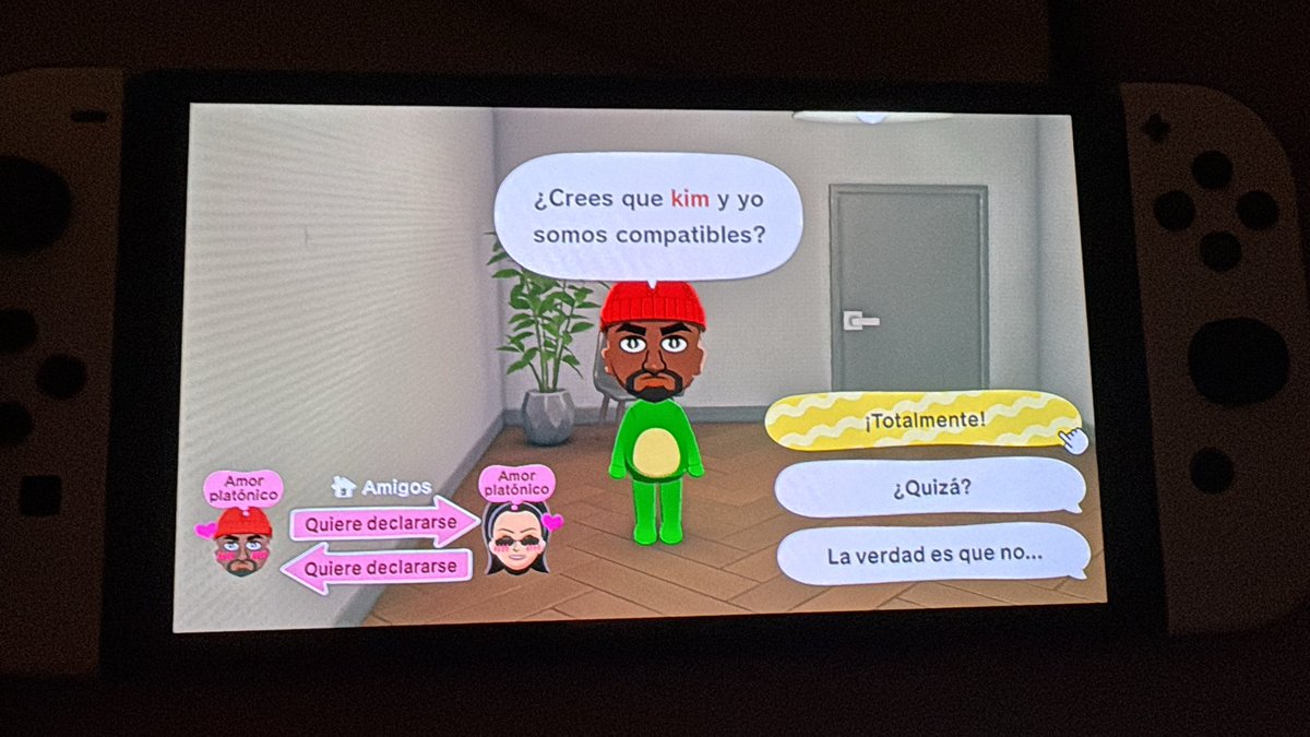 otakolpm's tweet photo. ya son novios y viven juntos en la casa Kimye https://t.co/94wBR4mmGa
