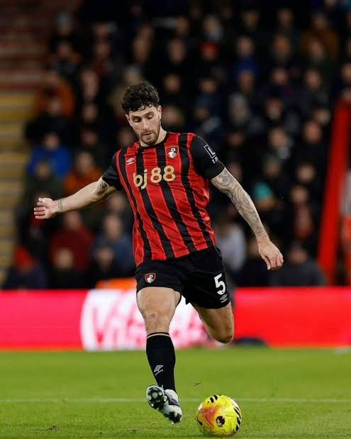 𝗥𝗲𝘁𝗿𝗼 𝟮𝟯 tweet media