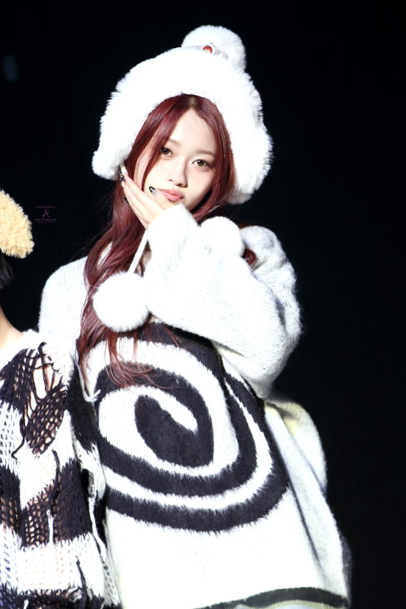 jess4dime's tweet image. 20241208 CLASS:y LOVE XX 인터아시아 팬사인회
원지민 part. 3 (1/4)
#클라씨 #CLASSy #원지민