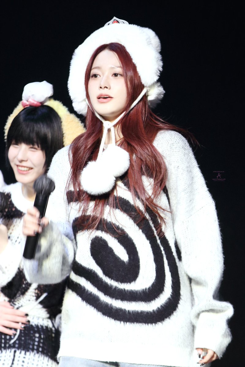 jess4dime's tweet image. 20241208 CLASS:y LOVE XX 인터아시아 팬사인회
원지민 part. 3 (1/4)
#클라씨 #CLASSy #원지민