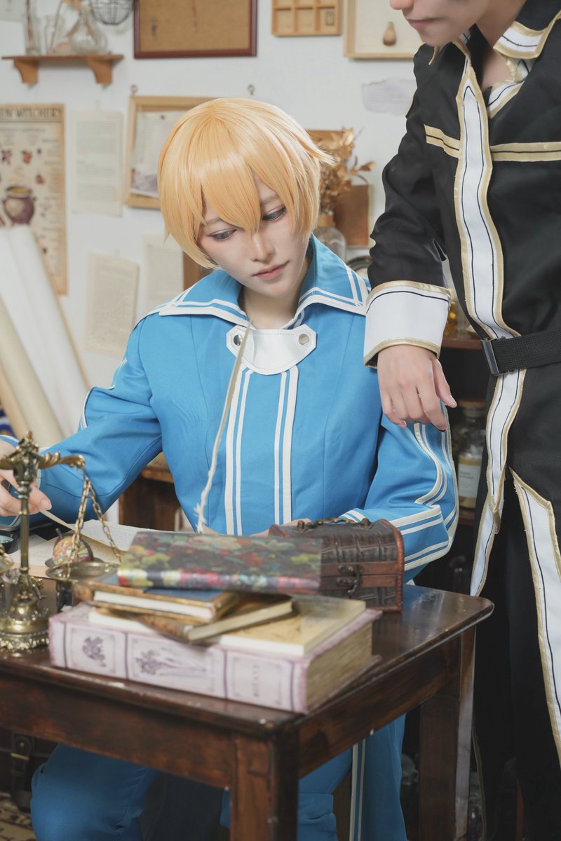 もちこ tweet media