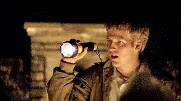 miguelungo_'s tweet image. 340. #PersonajeAaZ
👤#Abe 
🎬#Primer (2004) 
🎭#DavidSullivan
📜Un ingeniero meticuloso, lógico y extremadamente cauteloso… que acaba inventando algo que nunca podrá controlar.
El hombre que abrió la caja de Pandora en un garaje de Texas.
#Científicos #ID2923