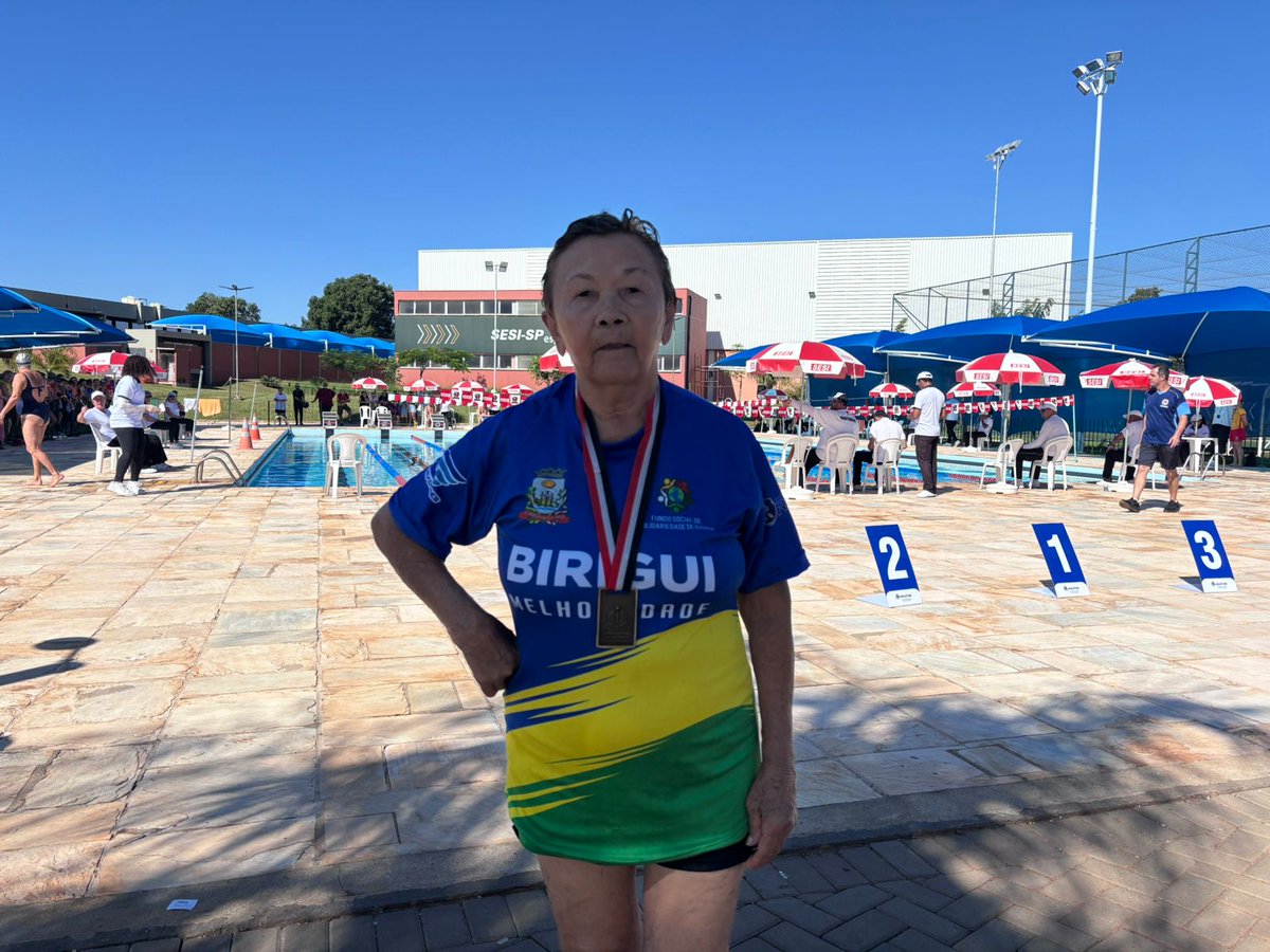 Atleta de 93 anos compete em três modalidades no Jomi: 'Se deixar faço mais uma ou duas'

Rita Fabelicio faz corrida, arremesso de peso e natação e tem mais de 100 medalhas da competição da Sesp

Confira a matéria completa: esportes.sp.gov.br/sec_esportes/n…

#EsporteSP #SPnoEsporte