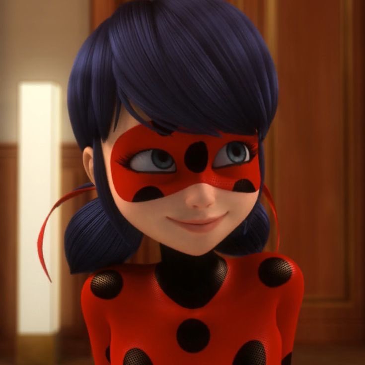 leehnaii's tweet photo. leehan went from ladybug to marinette https://t.co/rSA6JlPzCq