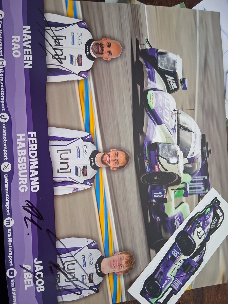 Great way to start a Monday. An autograph card (and nice sticker) arrived courtesy of <a href="/EraMotorsport/">Era Motorsport</a>.