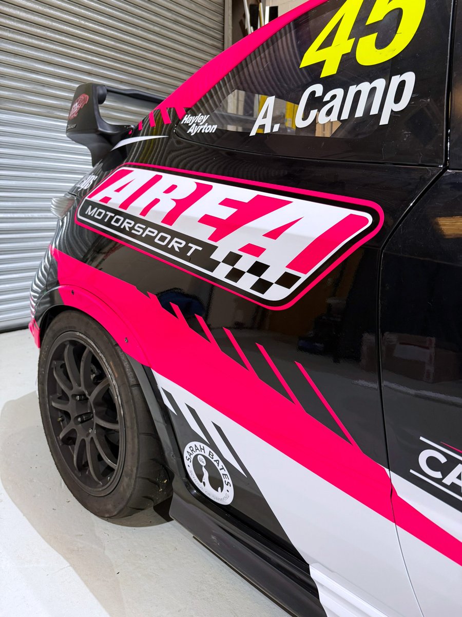 LNGraphicDesign's tweet image. We can not get enough of this livery! 🩷🤍🖤
Alistair Camp #45 / @CivicCupUK 

L &amp;amp; N Graphic Designs - Custom Signage &amp;amp; Vehicle Wraps
📞 01788 833020
📧 l_ngraphicdesigns@hotmail.co.uk
lngraphicdesigns.co.uk

#racecar #livery #graphics #campy #civiccup #motorsport #racing #hexis