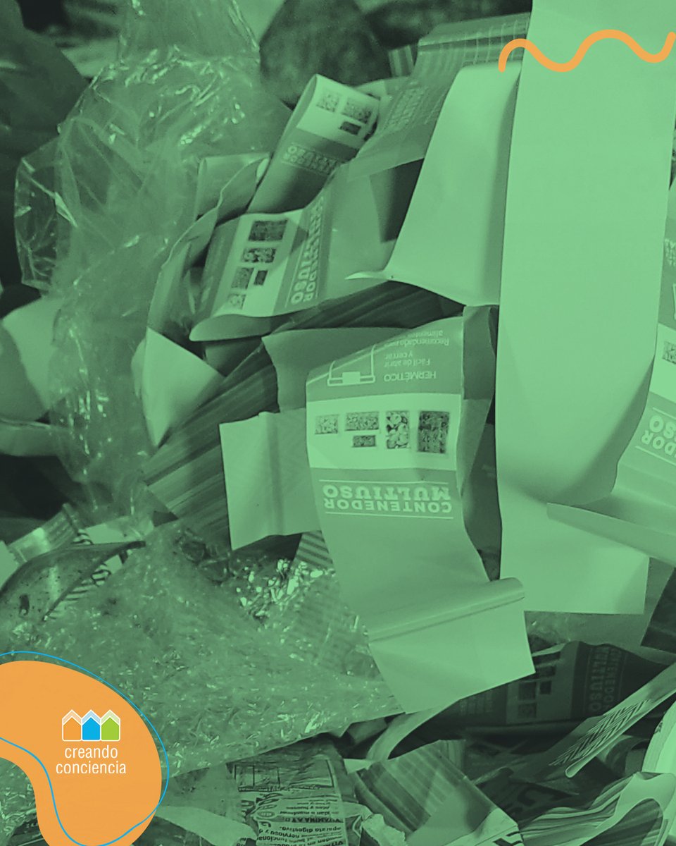 CoopCreando's tweet image. Reciclar papel ayuda a conservar los bosques: una tonelada reciclada puede salvar hasta 17 árboles 🌳
♻️Cada hoja cuenta y evita usar nuevos recursos naturales.

#Reciclaje #EconomíaCircular #CompromisoAmbiental