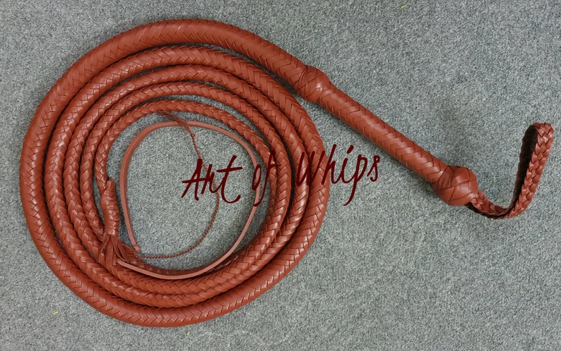 art_whips's tweet photo. Handmade leather craftsmanship that speaks for itself. Strong build, balanced feel, and designed for durability. No shortcuts β just quality work.
See details π
https://t.co/ofZHHxt152
#LeatherCraft #Handmade #EtsyFinds #DjangoStudio https://t.co/SyiJSiuRKQ
